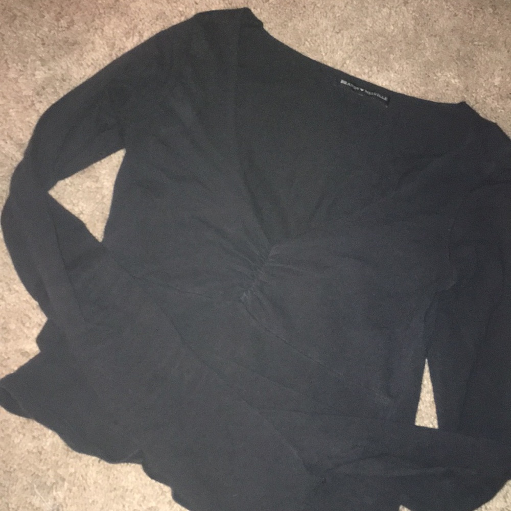DO NOT BUY Black brandy Melville Charlize top